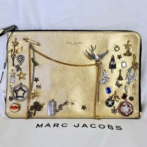 NWT Authentic Marc jacobs gold zip clutch charm collection